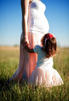 فوائد الصوم للمرأة الحامل